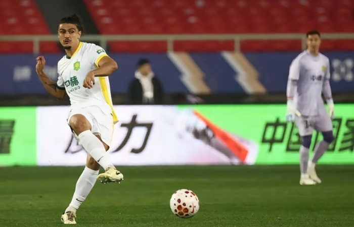 北京国安伤病潮下球员态度分化 斯帕伊奇度假引