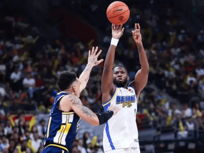 杰曼带病绝杀 北京逆转广东迎关键胜利