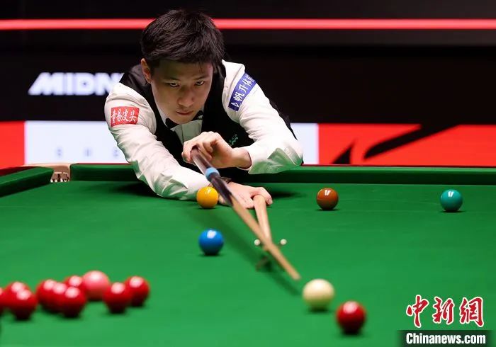 赵心童世锦赛夺冠改写中国斯诺克历史
